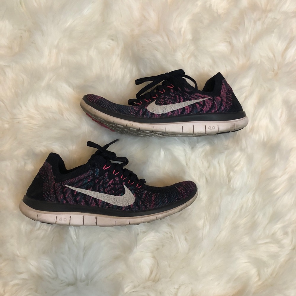 Nike free runs